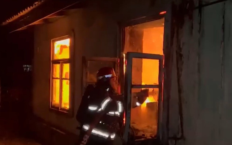 Metrodakı yanğından sağ çıxmışdı, evində yandı
