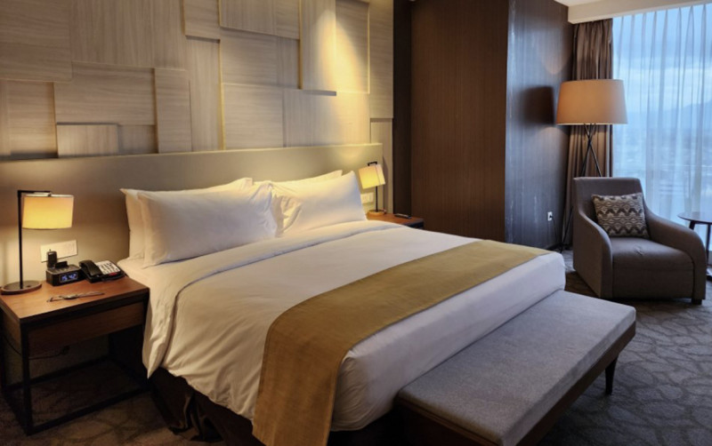 Bakının mərkəzindəki hoteldə qonağın meyiti tapıldı