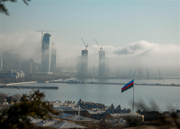 Sabah Bakıda yenə duman olacaq