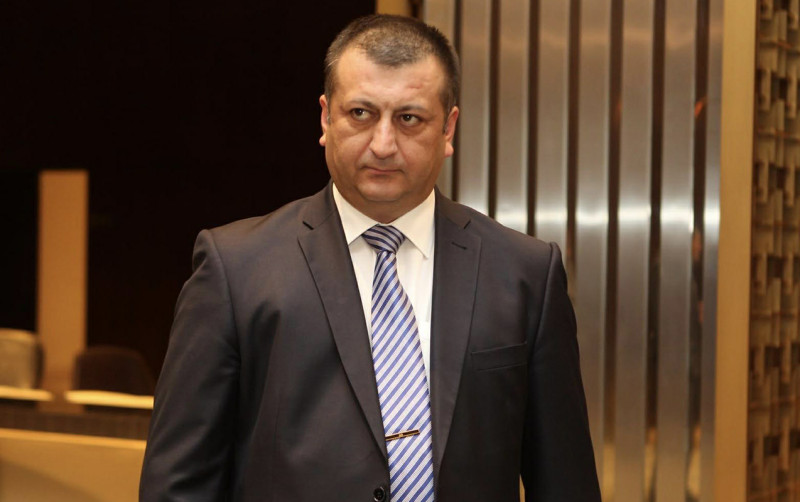 Federasiya prezidenti ev dustağı oldu