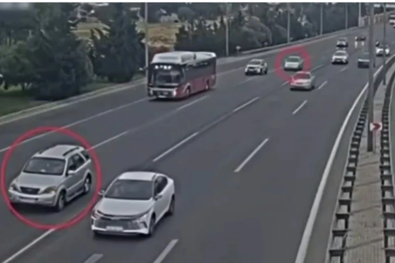 Ötən il 1889 avtomobil yolda qalıb, uzunmüddətli tıxaclar yaranıb