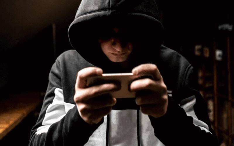 Qadının intim görüntülərini sosial şəbəkədə yaydı, belə cəzalandırıldı