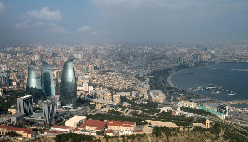 Bakıda sabahın havası