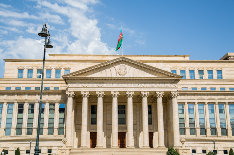 İcra mərhələsində vəfat etmiş tərəflərin varisləri eyni tələb üzrə yeni iddia qaldıra bilməz