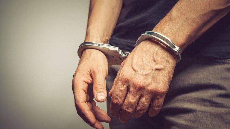 Bakıda yarım milyonluq dələduzluq edən şəxs tutuldu - FOTO