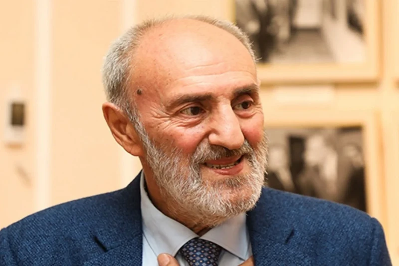 Akif İslamzadənin vəziyyəti necədir?