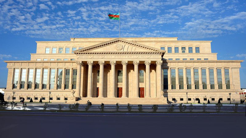 Saxta alqı-satqı əməliyyatlarının qarşısını kim almalıdır? - Ali Məhkəmədən izah