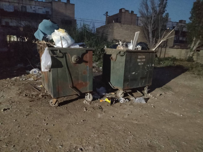 Ya bizi köçürün, ya da bu zibilliyi yığışdırın - 15 ildir üfunət içində yaşayan Maştağa sakinlərinin həyat dramı...