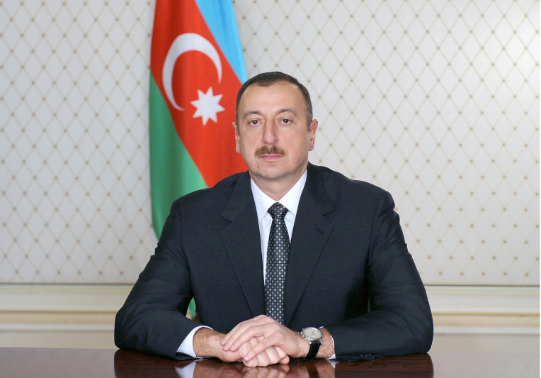 İlham Əliyevin sosial media hesablarında Azərbaycan Əlifbası və Dili Günü ilə bağlı paylaşım edilib