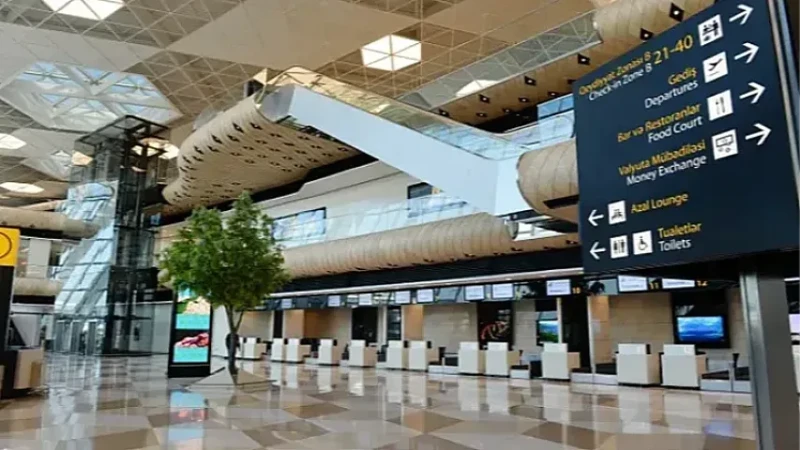 Tiktoker Melisa hava limanında saxlanıldı