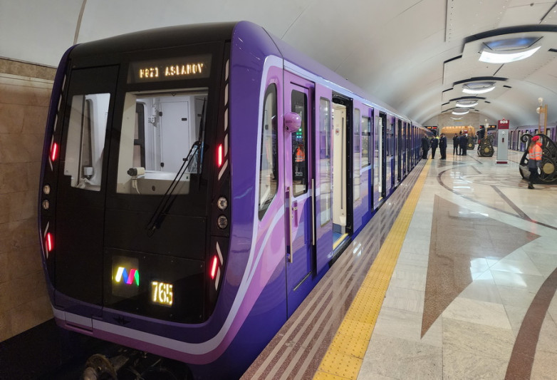 Yeni qatarlar Qırmızı xəttə buraxılacaq - Bakı metrosundan AÇIQLAMA