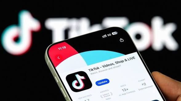 TikTokdakı təhqir mübahisəyə səbəb oldu, yeniyetməyə ağır xəsarət yetirildi