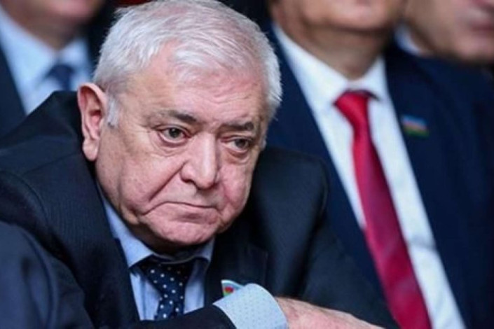 Aqil Abbas: "Ramiz Mehdiyevin evindən 17 milyon pul tapıldı, bu, 10 tammetrajlı film deməkdir"