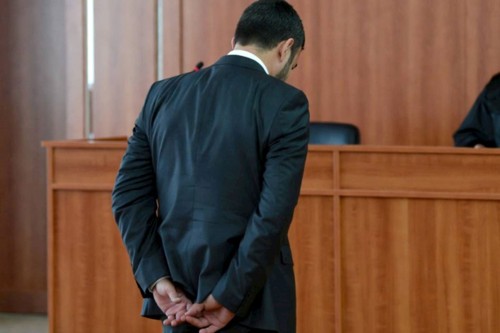 Qonşusunun evinə gələnlərin şəklini çəkdi, dava düşdü - Zabratda