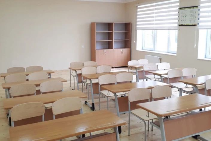 Bakıda dərsdən qaçmaq istəyən uşaqdan ŞOK ADDIM