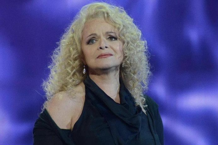 Bakıda doğulan Xalq artistinin 176 milyonluq təzminat TƏLƏBİ