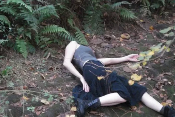 Məktəbli qızın meyiti tapıldı