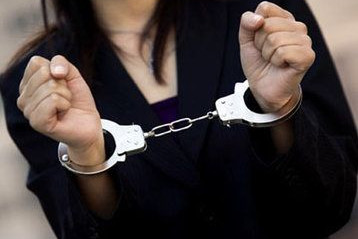 Qadın seksual münasibətdə olduğu 67 yaşlı kişini şantaj etdi – TƏFƏRRÜAT
