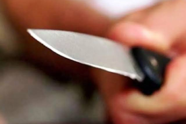 Kafedə iranlı ilə mübahisə etdi, digər müştərini bıçaqladı