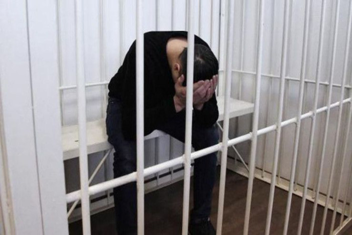 Bakıda qonşusunu bıçaqla ürəyindən vuraraq öldürmək istəyən şəxsə AĞIR CƏZA