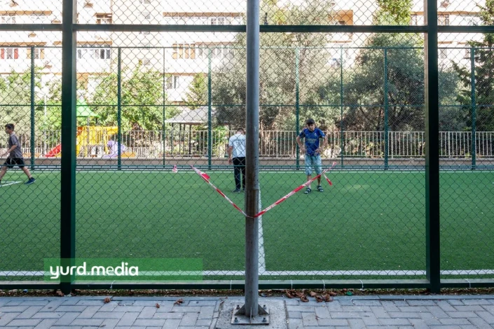 Abadlaşdırılan həyətdə təhlükə: İki azyaşlını cərəyan vurub
