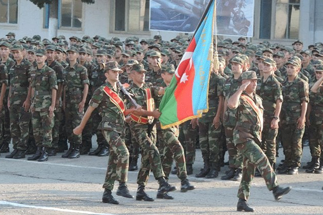 Bu gündən əsgərlər ehtiyata buraxılır