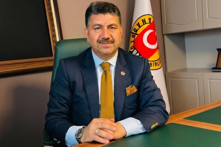 Azərbaycan türkiyəli jurnalisti beynəlxalq axtarışa verdi