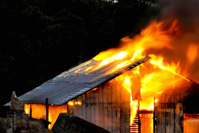 Suraxanı rayonunda yanğın qeydə alınıb
