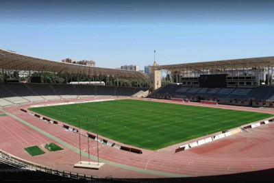 Tofiq Bəhramov adına stadionunun qazonu bərpa olunur