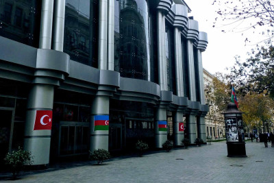 Gənc Tamaşaçılar Teatrı zəfərə həsr olunmuş tamaşa hazırlayır