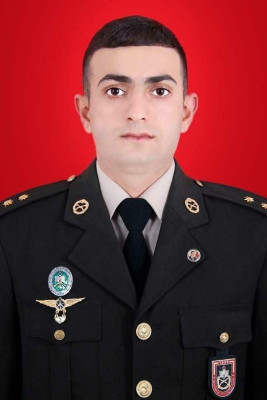 Bakı məktəbində şəhidin büstü quraşdırılıb