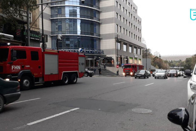 Caspian Plaza qarşısında alışma qeydə alınıb