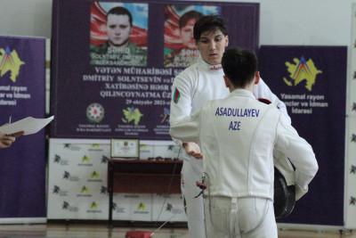 Bakıda qılıncoynatma üzrə turnir başa çatıb