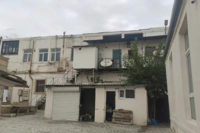 Səbailda məcburi köçkünlərin yaşadığı evlər təmir olunub