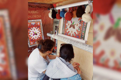 Bakı sakinləri Qarabağ xalçasına ilmə ata biləcəklər