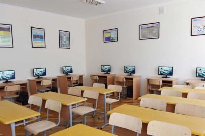 Distant təhsildə olan məktəbin karantin müddəti bitib