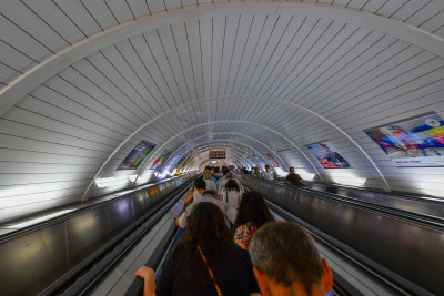 Bakı metrosunda aktiv koronavirus xəstəsi aşkar edilib
