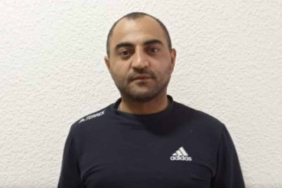 Ticarət mərkəzindən oğurluq etməyə çalışan şəxs yerindəcə yaxalanıb