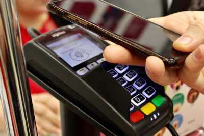Noyabr ayından etibarən ölkədə "Apple Pay" sistemi işə salınacaq