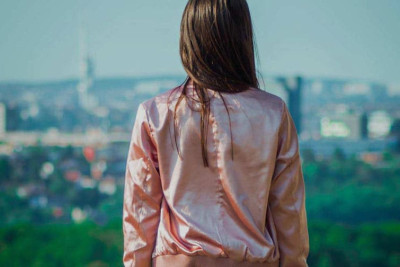 Fövqəladə Hallar Nazirliyinin əməkdaşları Bakıda intihara cəhdin qarşısını alıblar