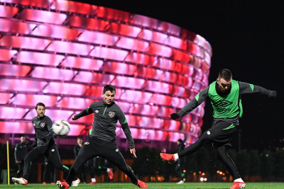 İrlandiyanın futbol komandası Bakıda ilk məşqini keçirib