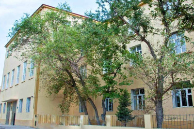 57 nömrəli tam orta məktəbin sagirdləri ikinövbəli tədrisə keçirlər