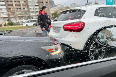 Hava şəraiti qəzalara və tıxaclara səbəb olub