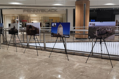 Bakının ticarət mərkəzlərində “Qarabağda urbisid” fotosərgisi açılıb