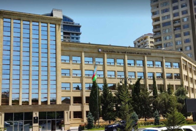 Buzovna qəsəbəsində küçələrə atılan heyvan leşləri ilə əlaqədar problem həll olunub