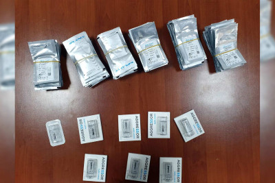 Azərbaycan vətəndaşı İstanbuldan qanunsuz yolu ilə diş implantları gətirmək istəyib