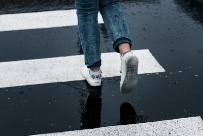 Bakıda xəsarətlə nəticələnən yol-nəqliyyat hadisəsi baş verib