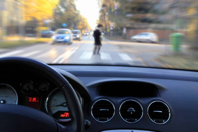 Bakıda gecə saatlarında yol-nəqliyyat hadisədə 3 piyada vurulub