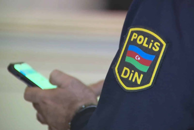 Bakıda polislər mülki geyimdə yoxlama aparır