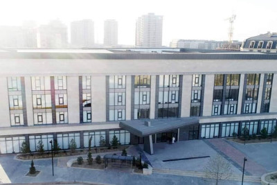 Bakıda daha bir məktəb əyani təhsilə qayıdıb